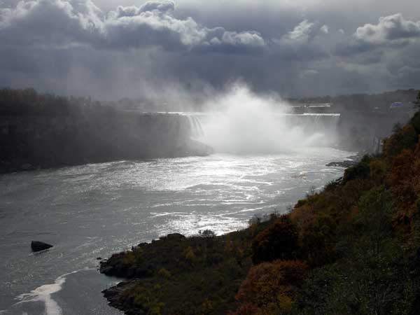 Niagara Falls in Autumn 2007 10